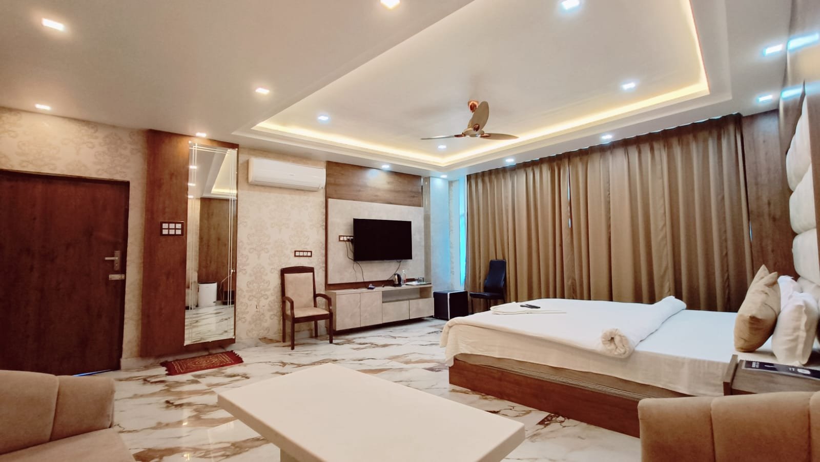 Executive Suite